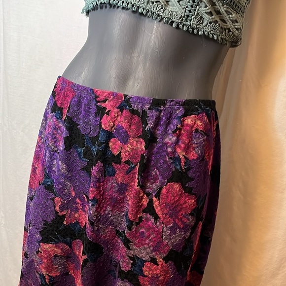 French Laundry Leopard Floral and Lace A-Line Maxi Skirt - Picture 3 of 11